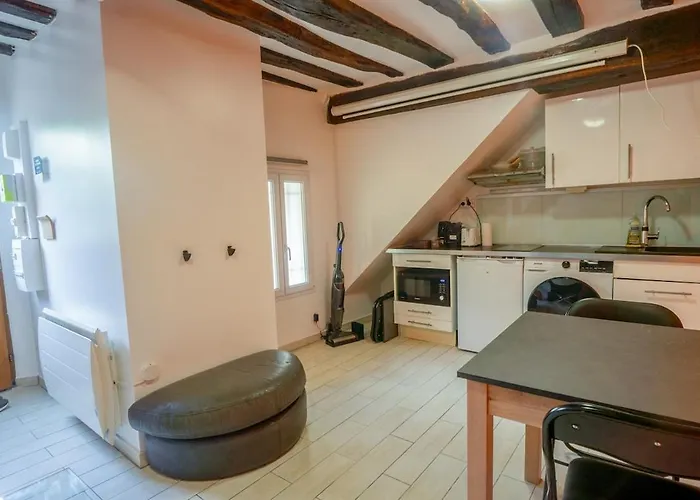 Cosy Smart And Modern Centre Apartment *